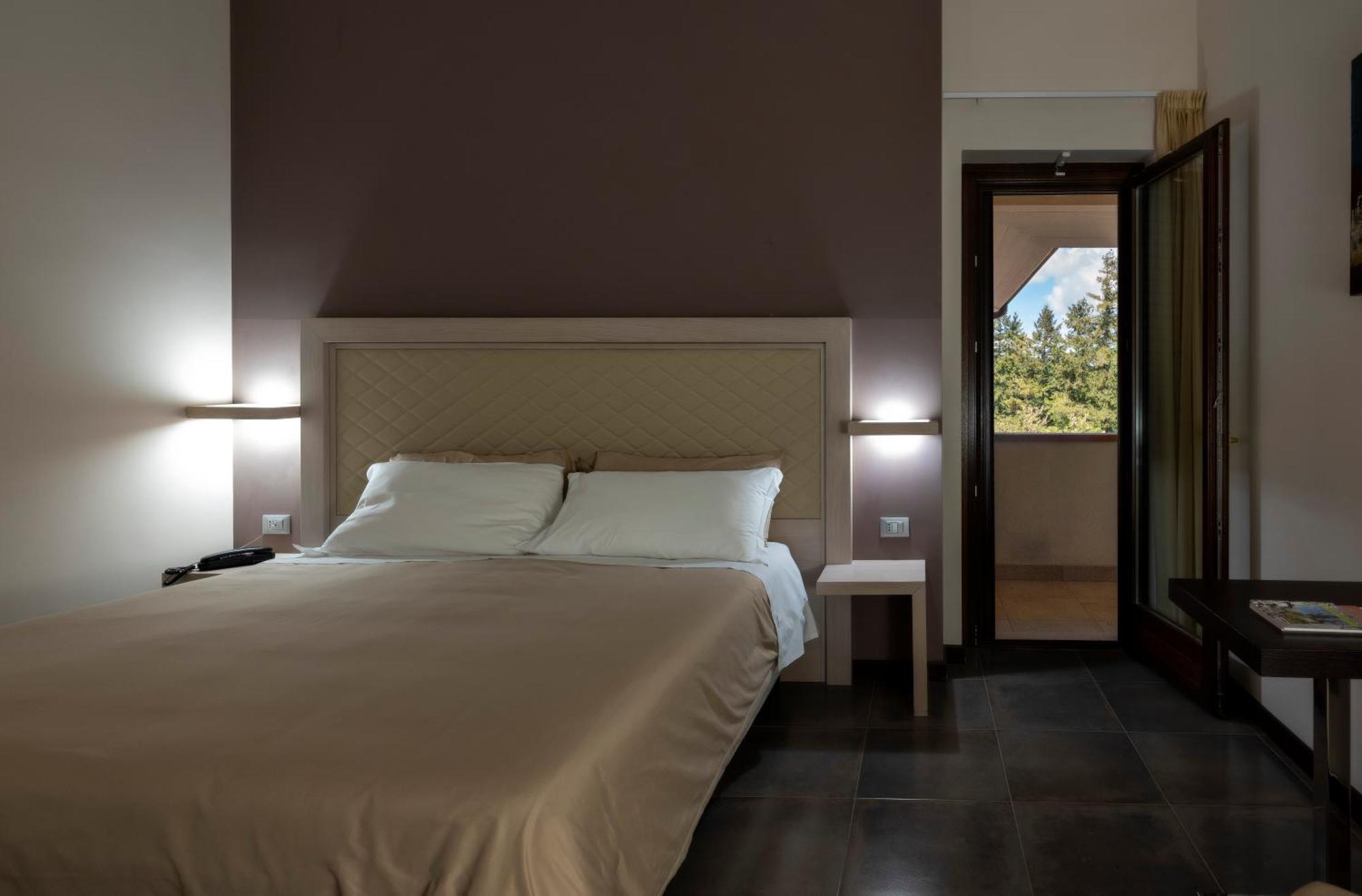 Il Castagneto Hotel Мельфи Экстерьер фото